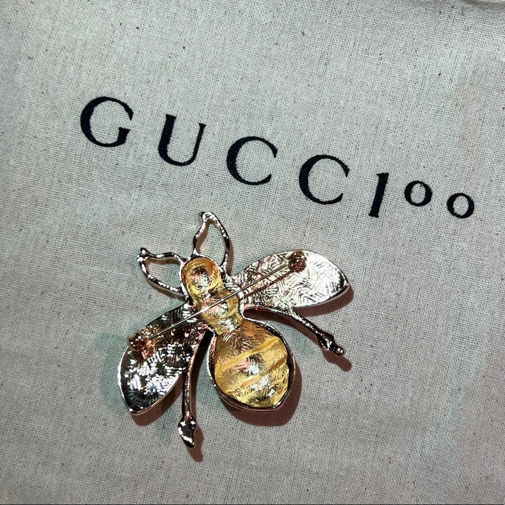 Designer Style Bee Rhinestone Brooch - Picture 8 of 9